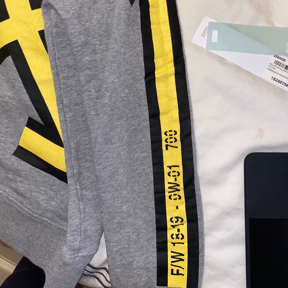 Authentic Off-White Fall-Winter Arrows Hoodie - image 4